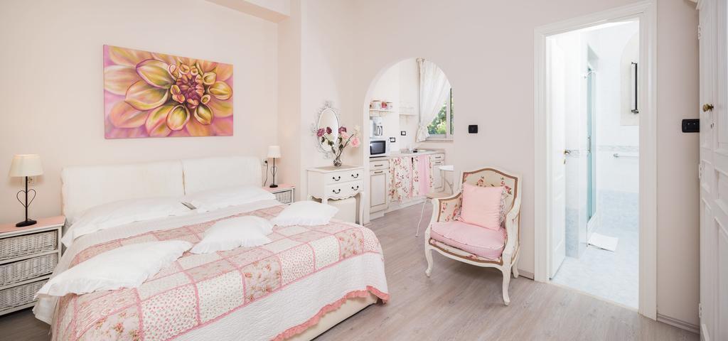 Beach Apartment - Demi Split Room photo